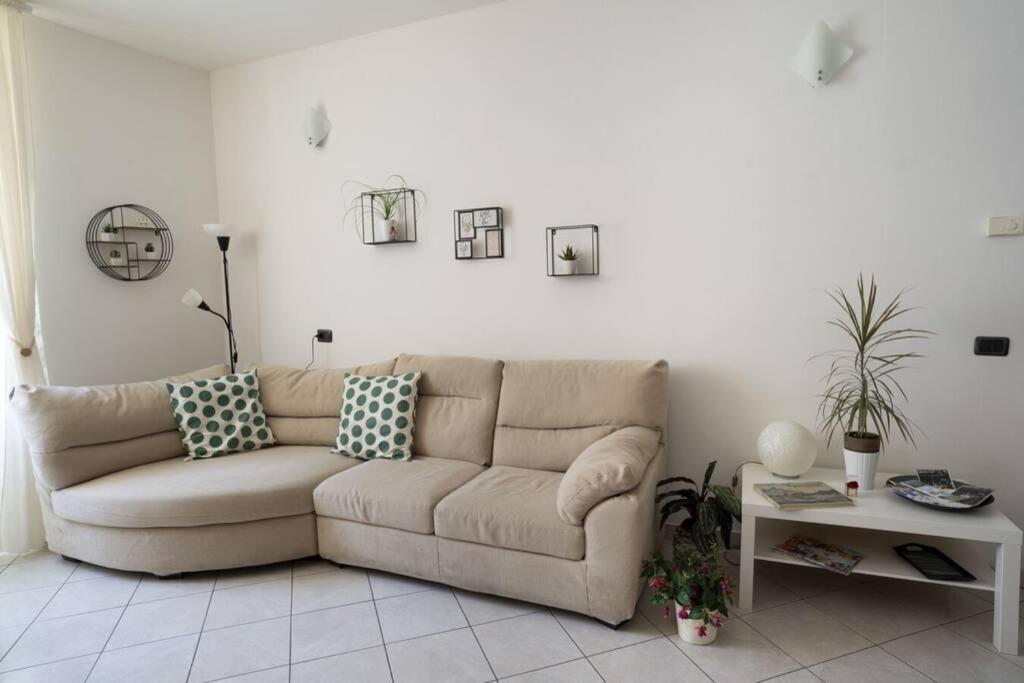 La Casa Di Anna Apartment Como Bagian luar foto