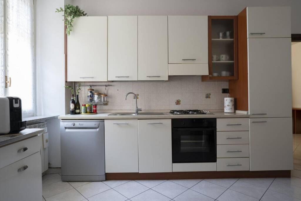 La Casa Di Anna Apartment Como Bagian luar foto